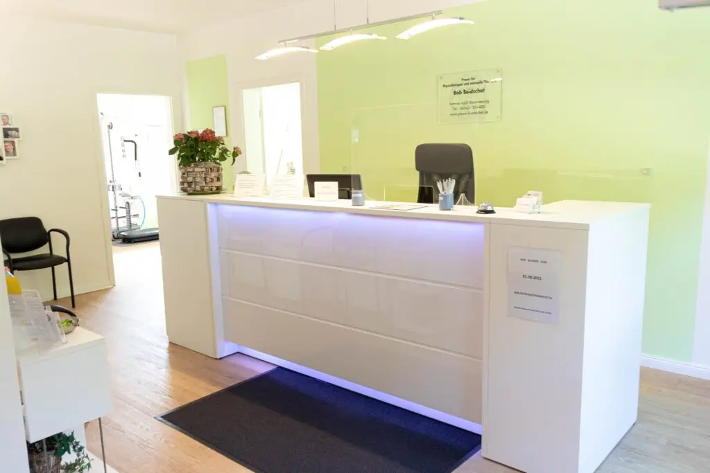 Heller Empfang der Physiotherapiepraxis